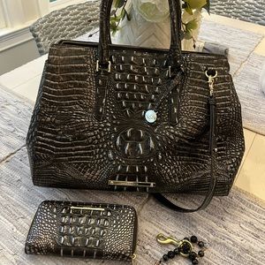 Brahmin Finley carryall handbag and Suri wallet Set- Ironwood